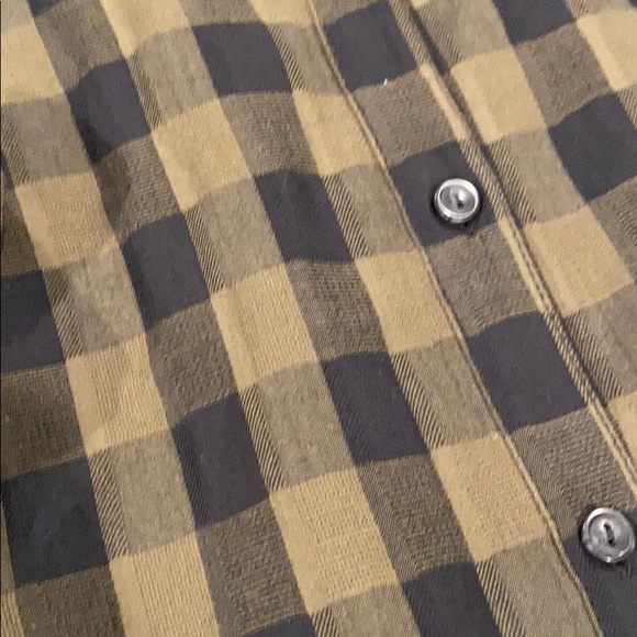 Button down shirt - Picture 3 of 3